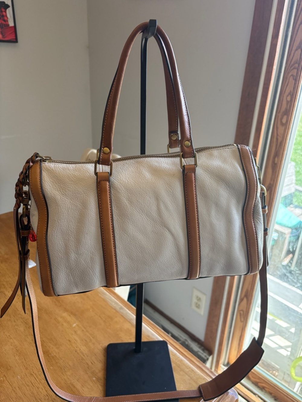 Fossil Cream and Tan Leather Satchel Shoulder/crossbody - Picture 2 of 7